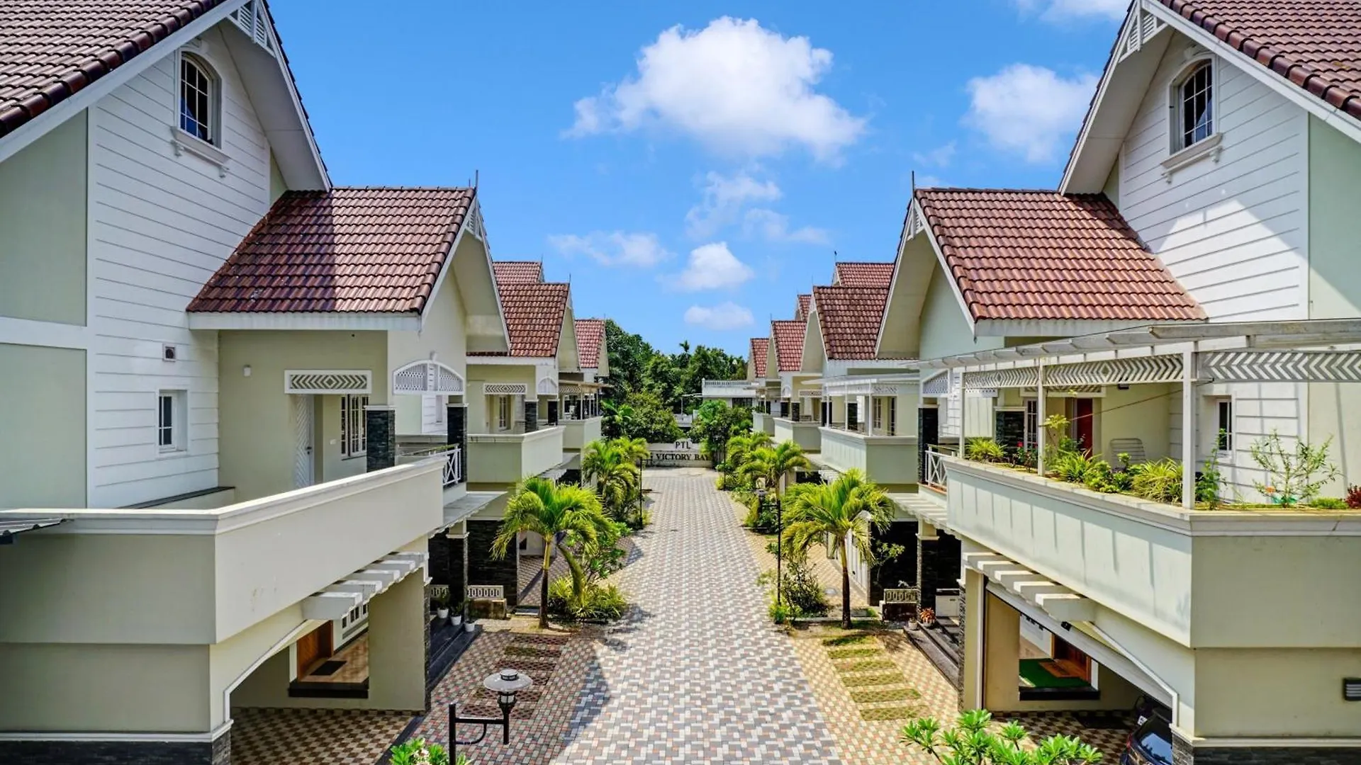 Collection O Lux Villa Nedumbassery